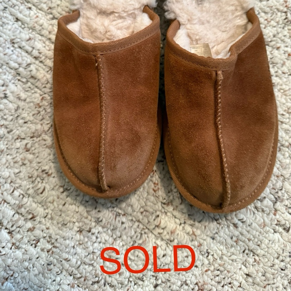 UGG Kids Tan Suede Slippers size 4K